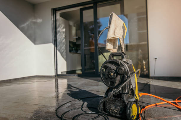 Best Sidewalk and Walkway Cleaning  in West Bay Shore, NY